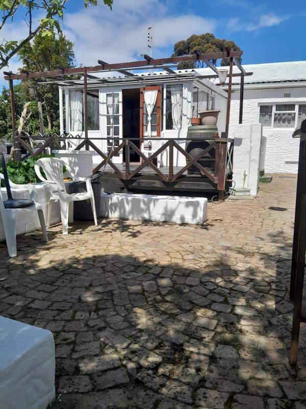 5 Bedroom Property for Sale in Bot River Western Cape